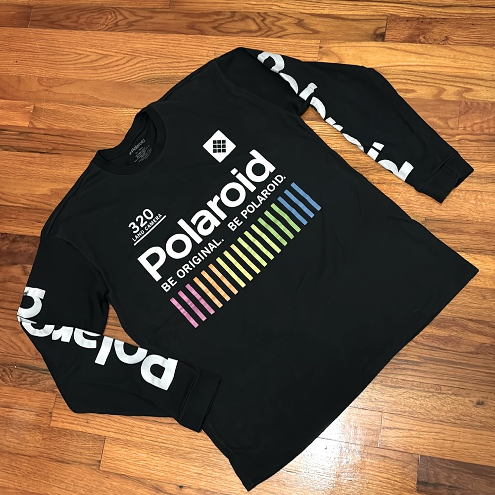 EUC Polaroid Graphic LS Tee
